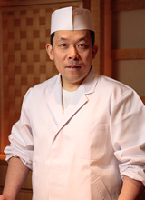 料理長 岡村充晃